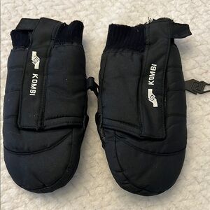 KOMBi Black Kids Waterproof Winter Gloves Size Medium
